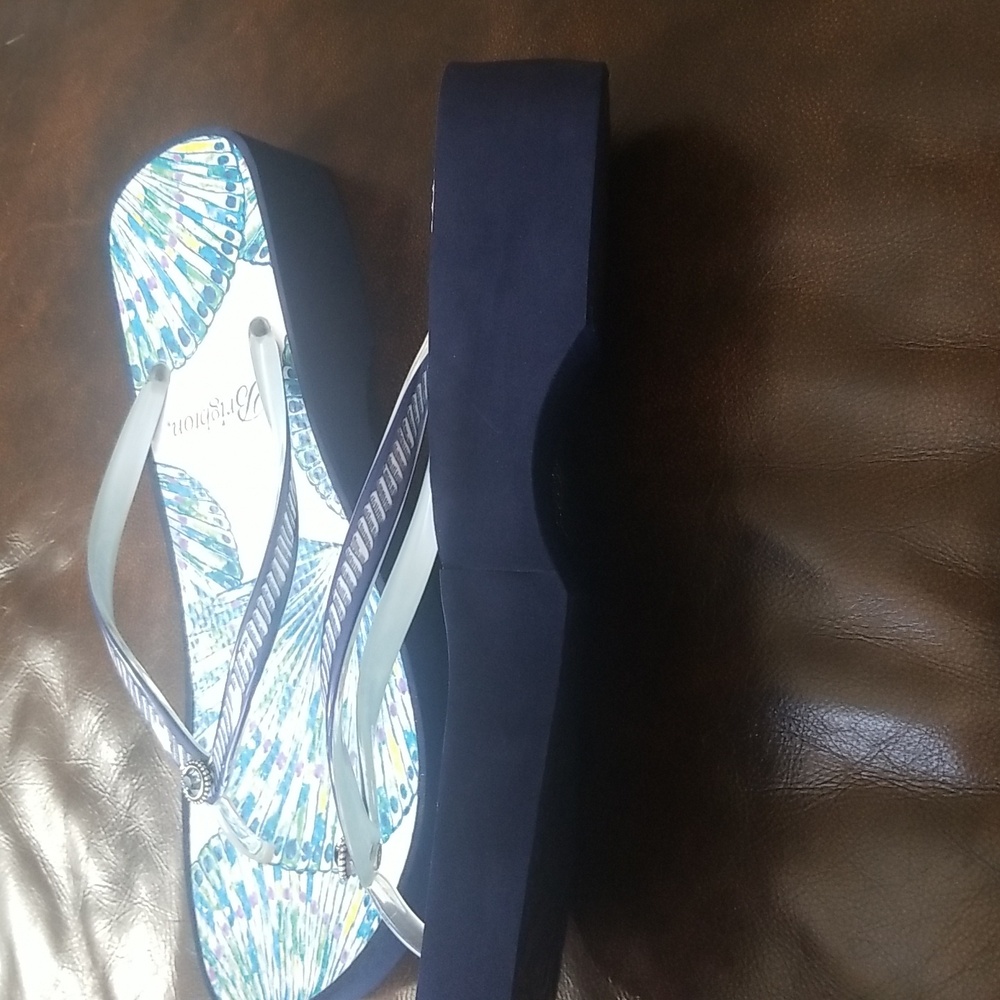 Brighton Calypso Sea Shell Surf Wedge Blue Flip Flops - Picture 5 of 16
